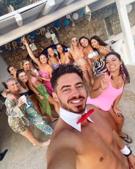 Επαγγελματίας Χορευτής Μπάτσελορ πάρτι Θεσσαλονίκη - Showman